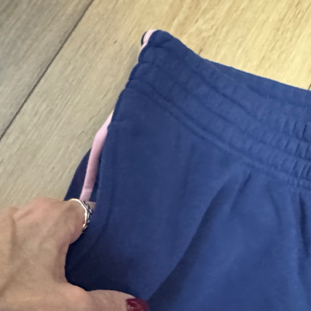 Hello Kitty NWT S (M good) fleece lined Navy & pink straight leg jogger sweats - Picture 5 of 6